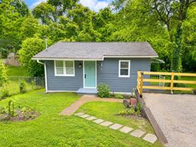 2723 W Blount Ave - Photo 1 of 1