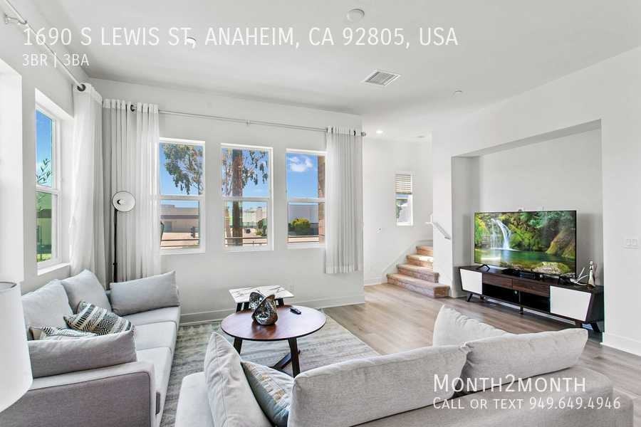 1690 S Lewis St - Photo 4 of 25