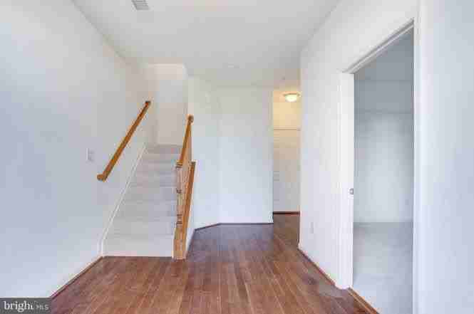217 Mikes Way - Photo 3 of 20