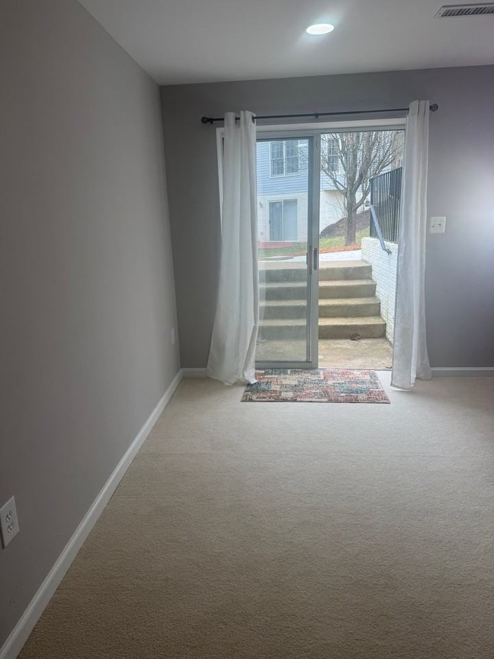 5122 Lake Terrapin Dr #1 - Photo 6 of 17