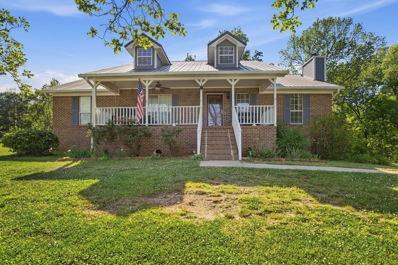 1114 Blackjack Rd - Photo 7 of 20