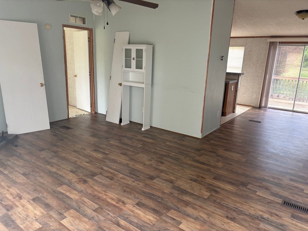 2390 Claremont Rd - Photo 6 of 10