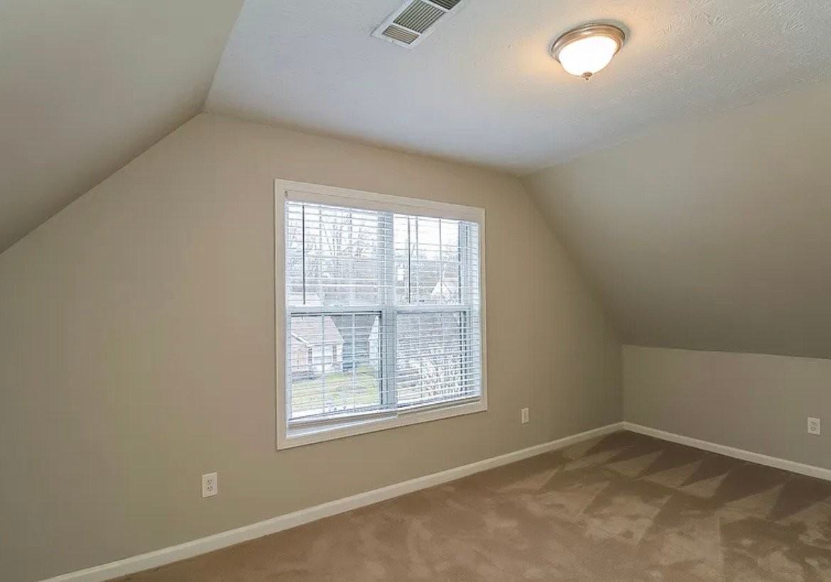 5496 Walnut Ln - Photo 2 of 3