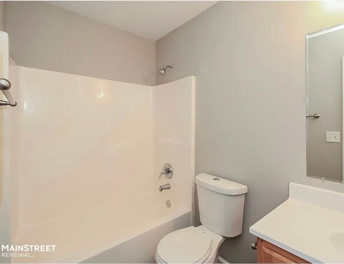 5496 Walnut Ln - Photo 3 of 3