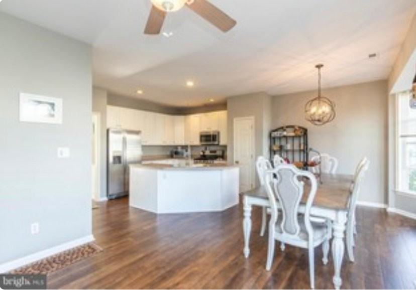 309 Rockmeade Dr - Photo 5 of 12