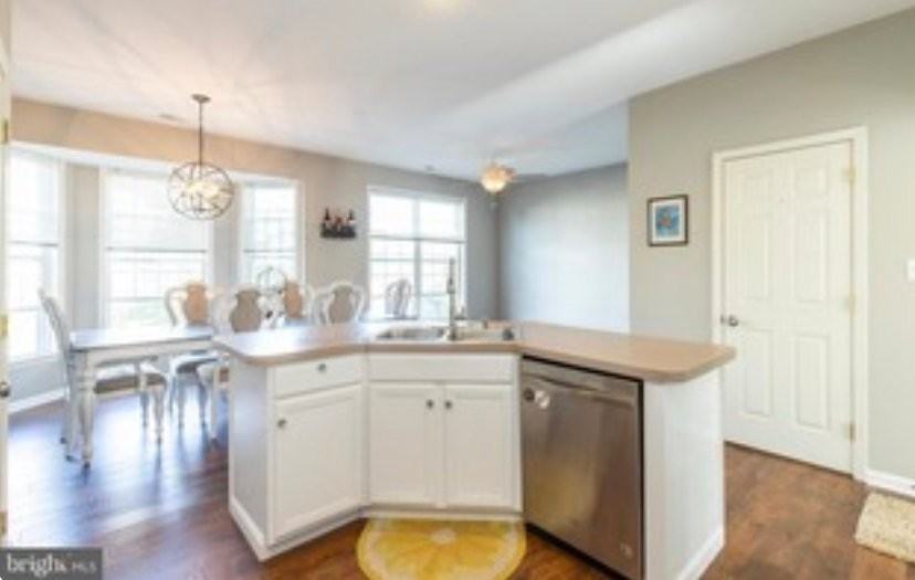309 Rockmeade Dr - Photo 6 of 12