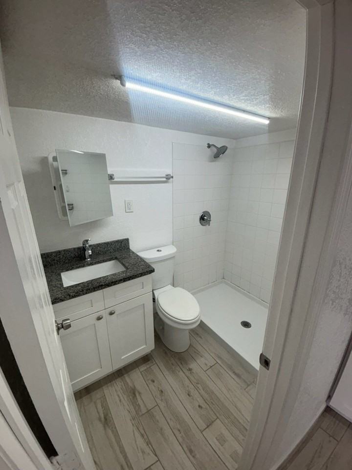 3002 W Wilder Ave - Photo 2 of 4