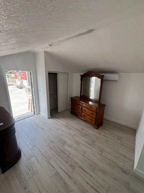 3002 W Wilder Ave - Photo 4 of 4