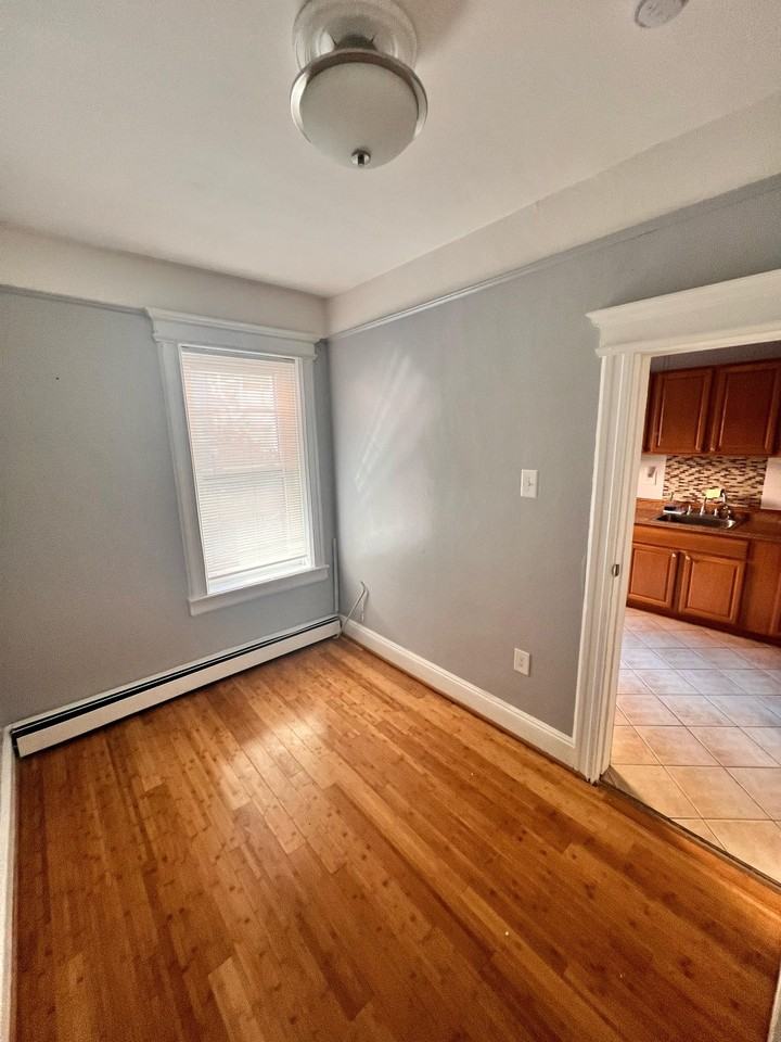 209 Garfield Ave #1R - Photo 3 of 7