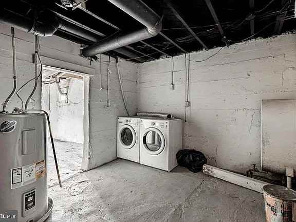 40 Beech St - Photo 2 of 20