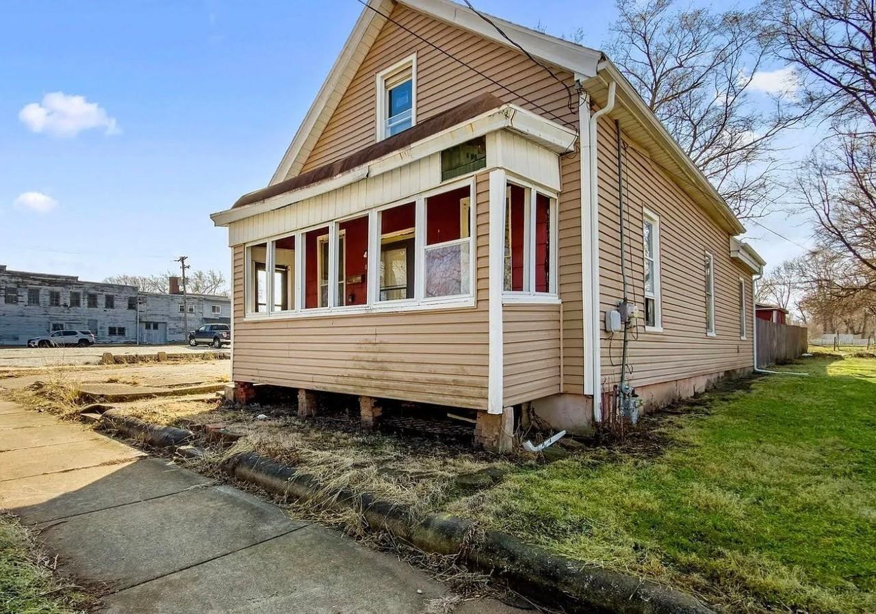 1206 W Johnson St - Photo 3 of 20