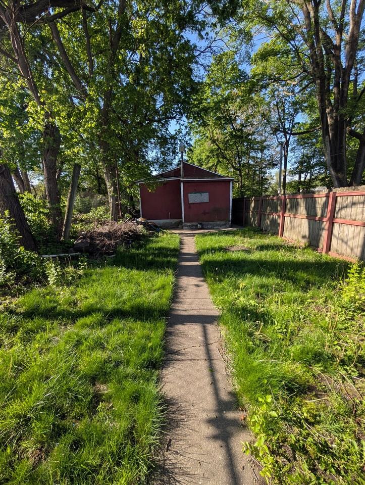 1206 W Johnson St - Photo 6 of 20