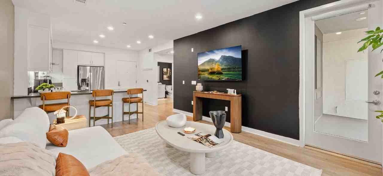 2338 Nolita - Photo 2 of 19