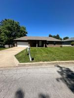 featured image of 707 S Poplar St