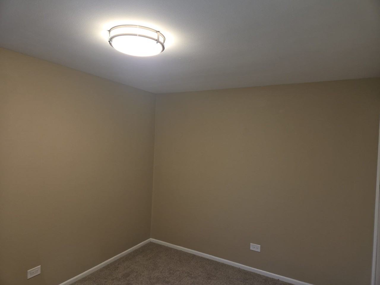 1796 Queensbury Cir - Photo 5 of 15