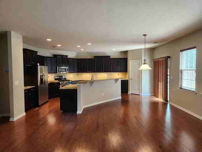 4486 Haddington Dr - Photo 6 of 18