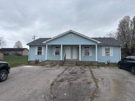 123 Village Cir #B - Photo 1 of 1
