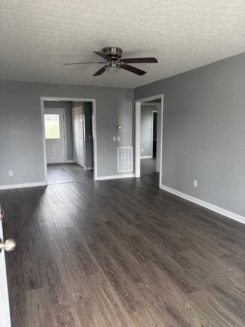 123 Village Cir #B - Photo 3 of 10