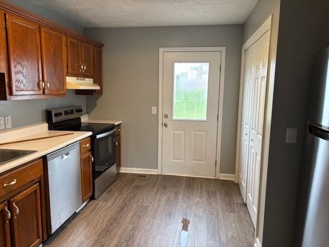 123 Village Cir #B - Photo 4 of 10