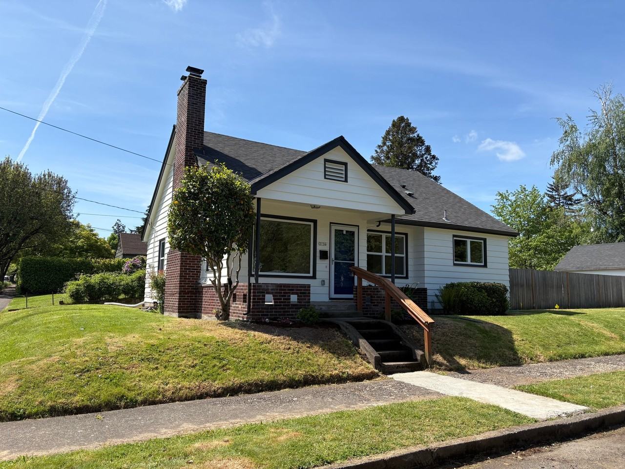 3736 Ne Jessup St - Photo 3 of 20