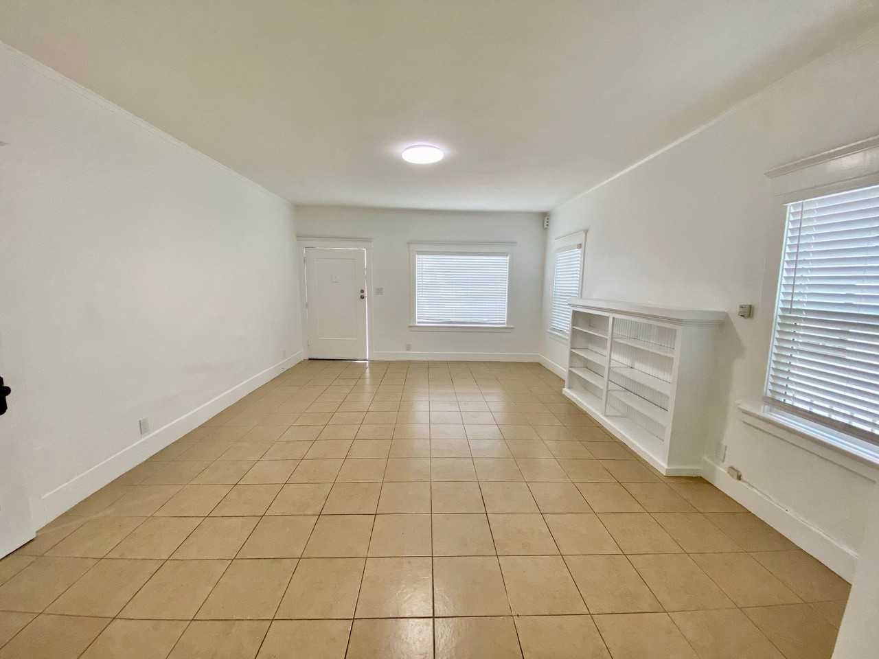 2921 Van Buren Pl - Photo 3 of 17