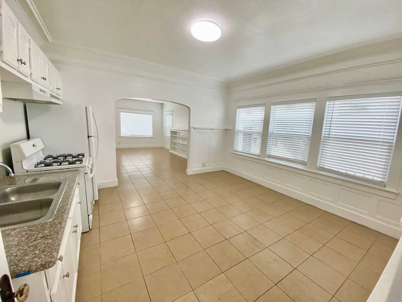 2921 Van Buren Pl - Photo 6 of 17