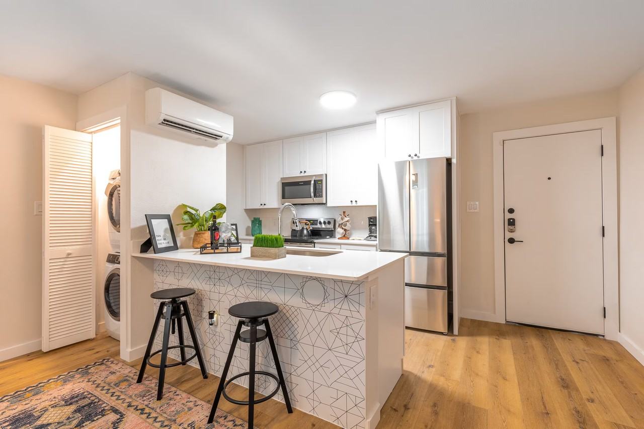 1519 Annex Ave #103 - Photo 5 of 18