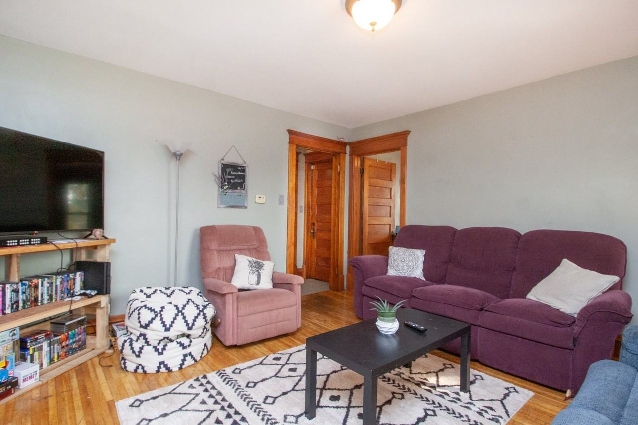421 1/2 Washington St - Photo 5 of 16