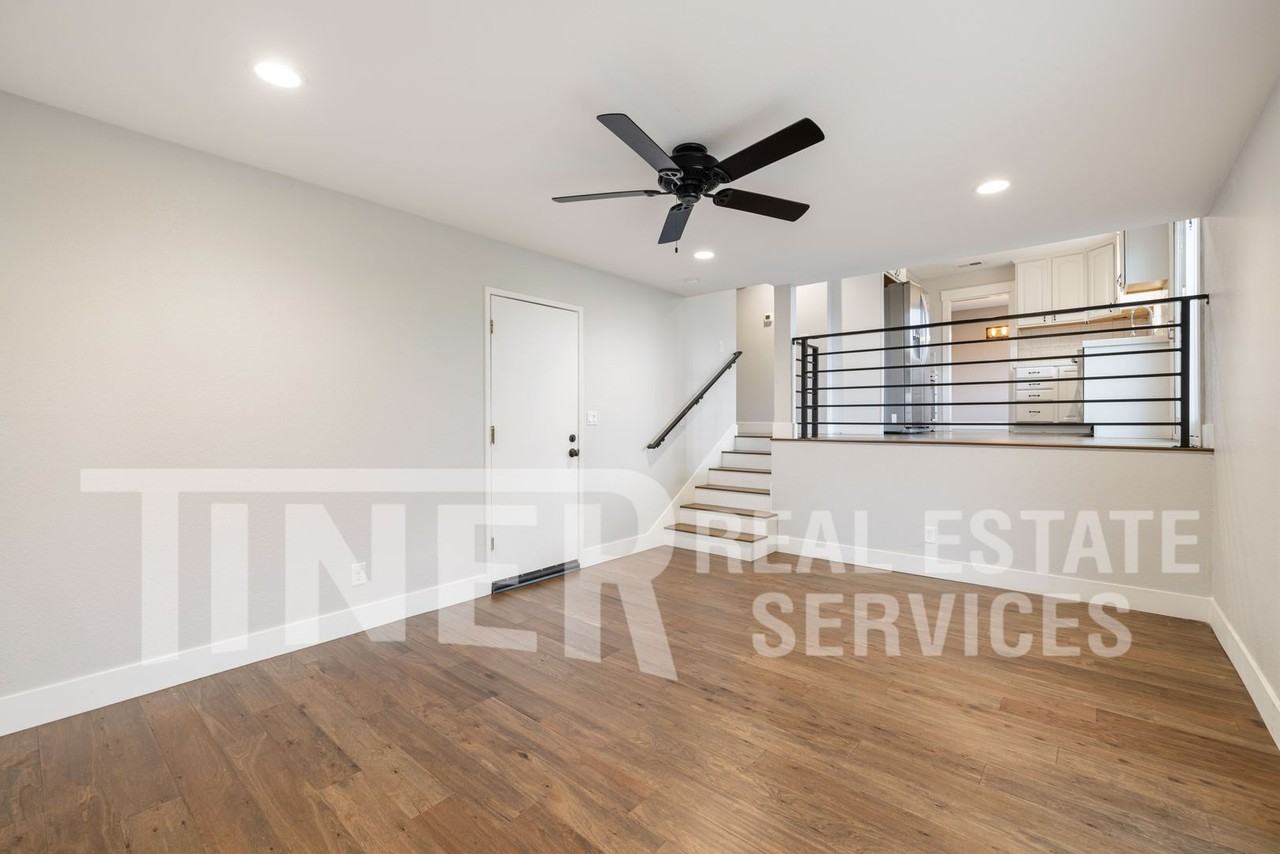 6982 Pampas Way - Photo 3 of 31