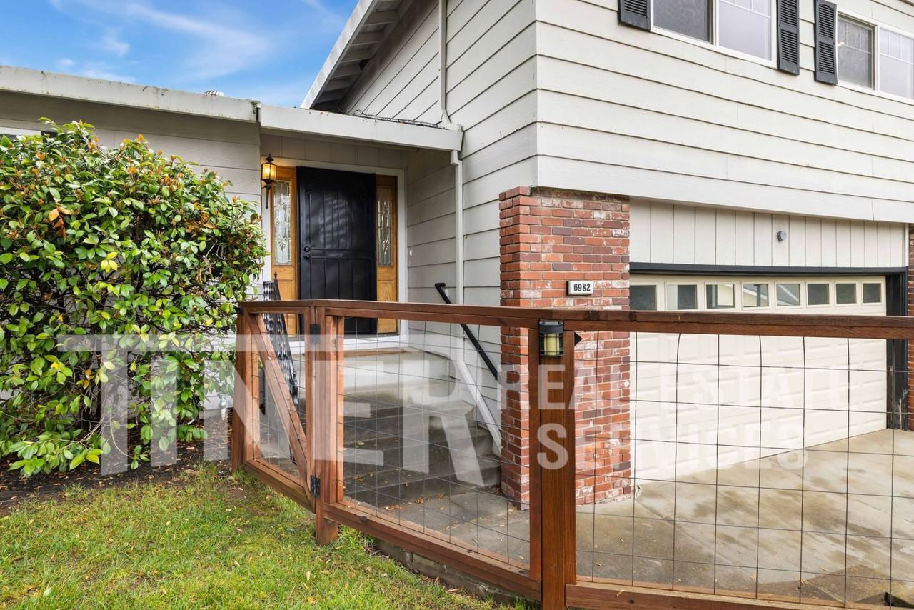 6982 Pampas Way - Photo 6 of 31