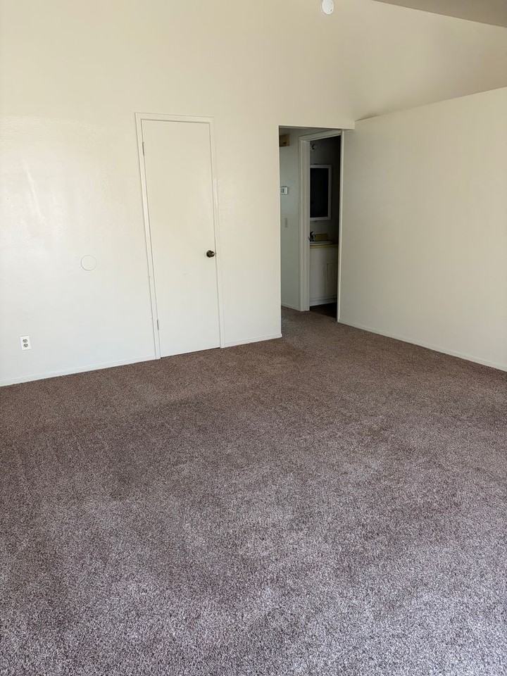 a2501w - Photo 4 of 7
