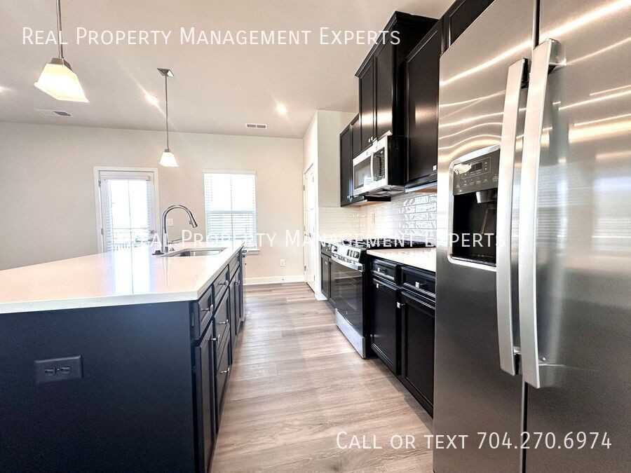 1410 Newell Towns Ln - Photo 3 of 23