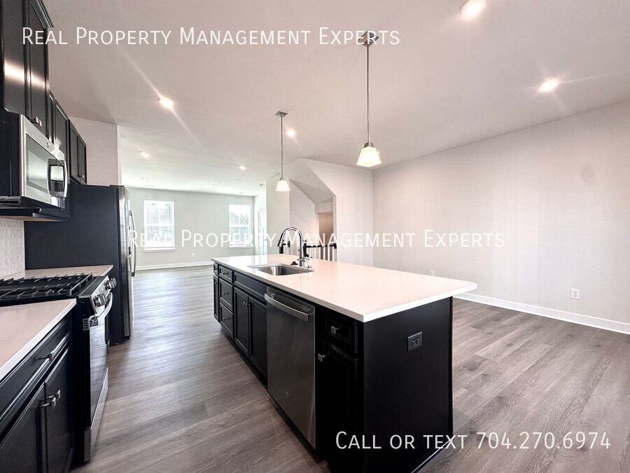 1410 Newell Towns Ln - Photo 4 of 23
