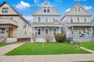 134 Peter St #UPPER - Photo 1 of 1