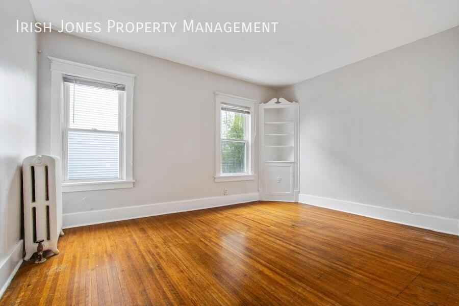 514 Tacoma Ave #3 - Photo 4 of 13