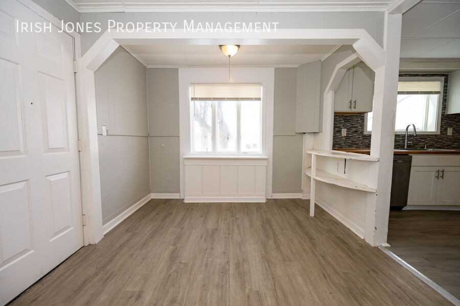 315 E Park Dr - Photo 4 of 23