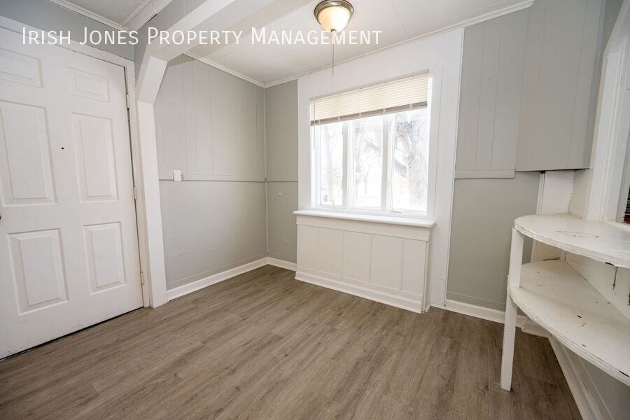 315 E Park Dr - Photo 5 of 23