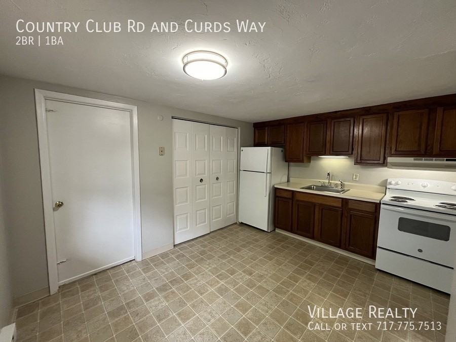Country Club & Curds Way #E - Photo 4 of 50