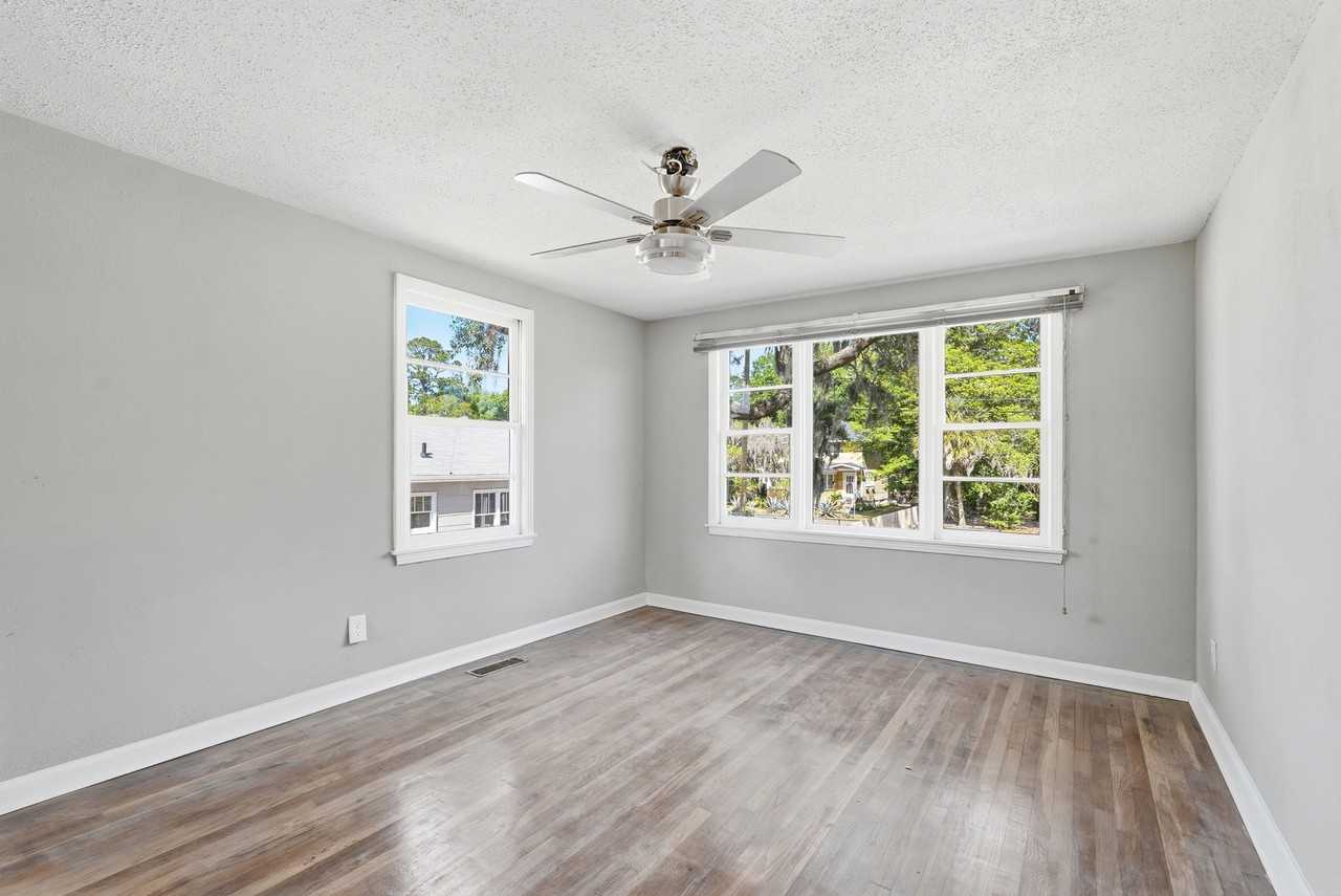 2229 Tennessee Avenue1/2 #1 - Photo 3 of 8