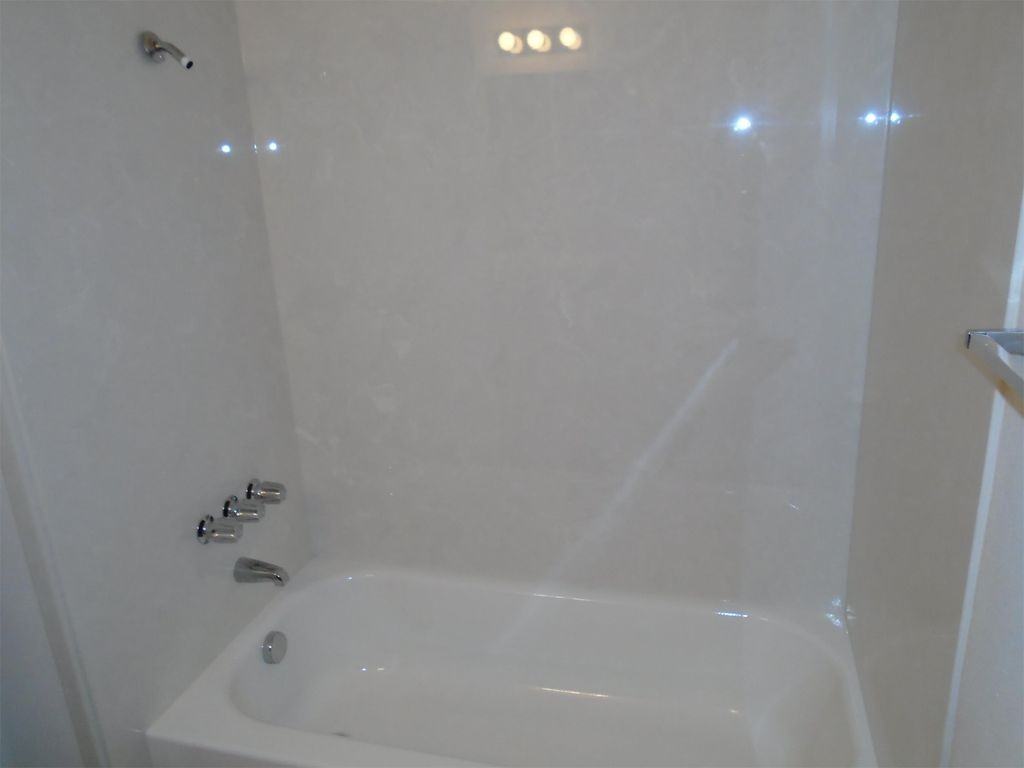 1125 Wyatt Ave Se #5 - Photo 6 of 18