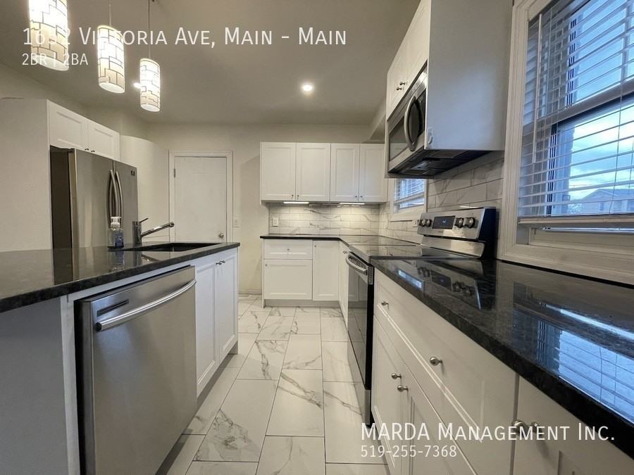 1652 Victoria Ave #MAIN - Photo 5 of 28