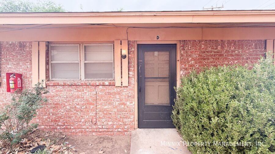 5214 38th St #D - Photo 5 of 16