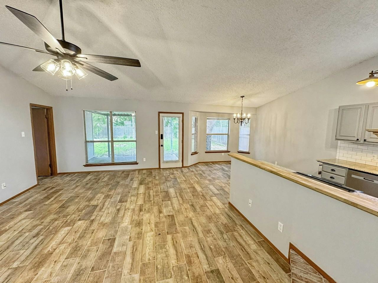 1815 Ramada Drive - Photo 5 of 18