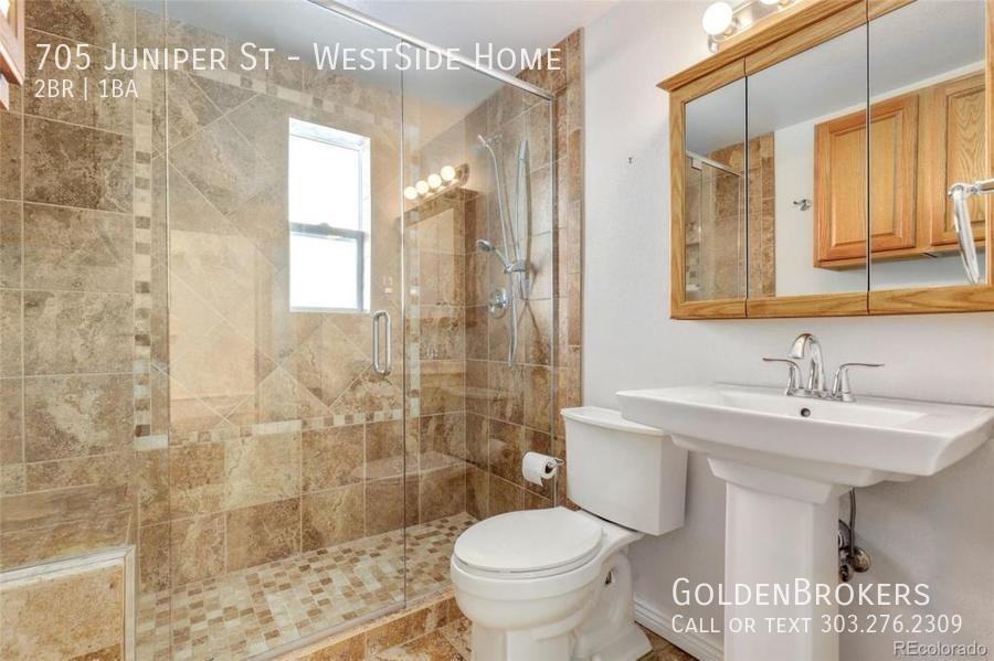 705 Juniper St - Photo 2 of 13