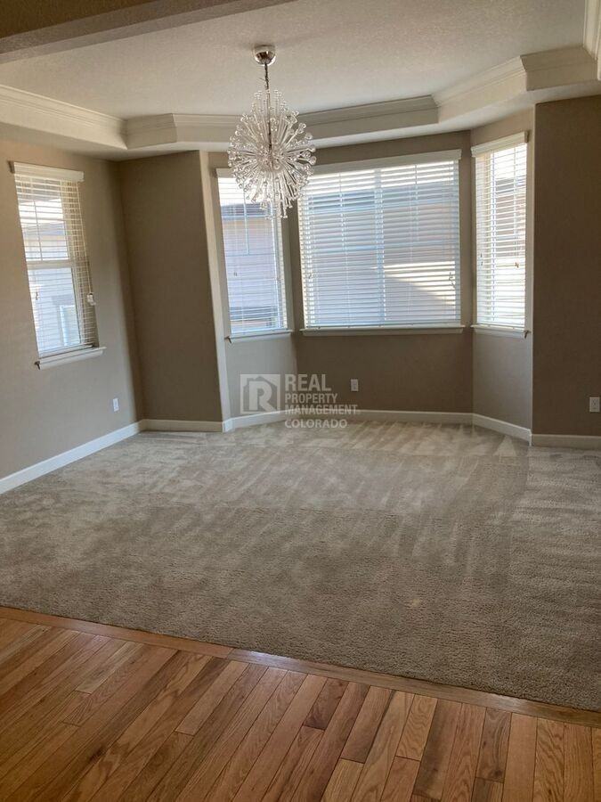 5028 S Versailles Cir - Photo 7 of 32