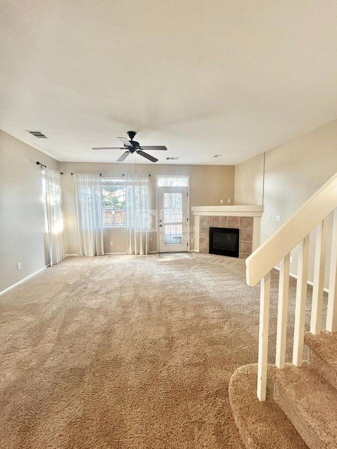 1413 Carlyle Park Cir - Photo 5 of 26