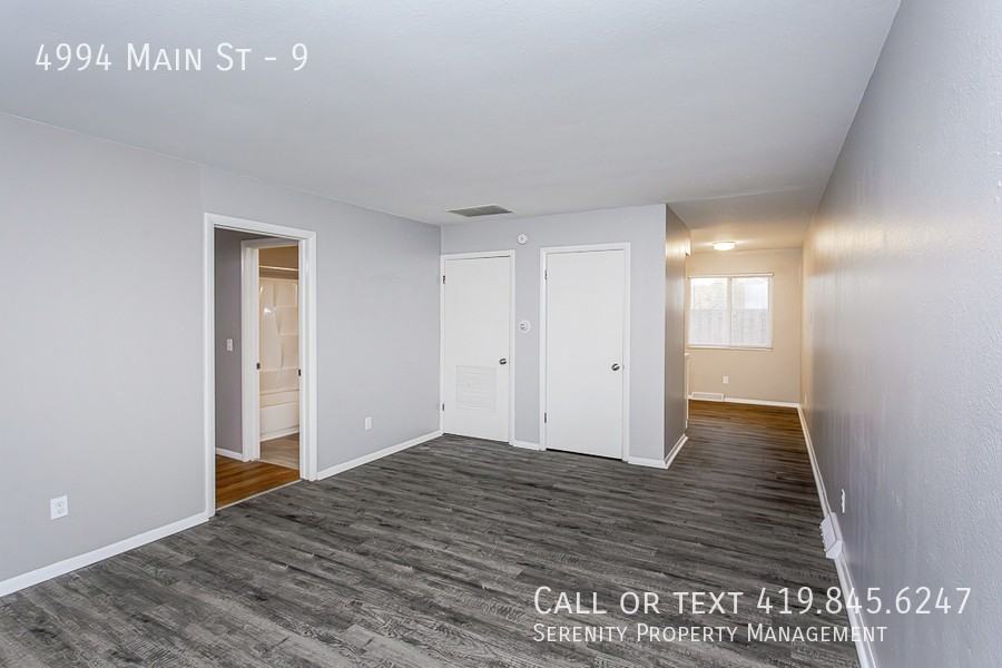 4994 Main St #9 - Photo 7 of 11