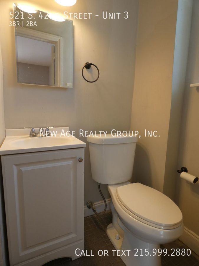 521 S 42nd St #3 - Photo 7 of 11