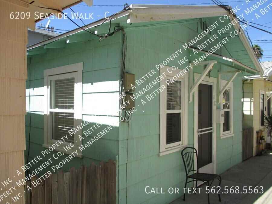 6209 E Seaside Walk #C - Photo 2 of 5