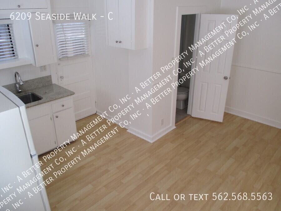 6209 E Seaside Walk #C - Photo 4 of 5